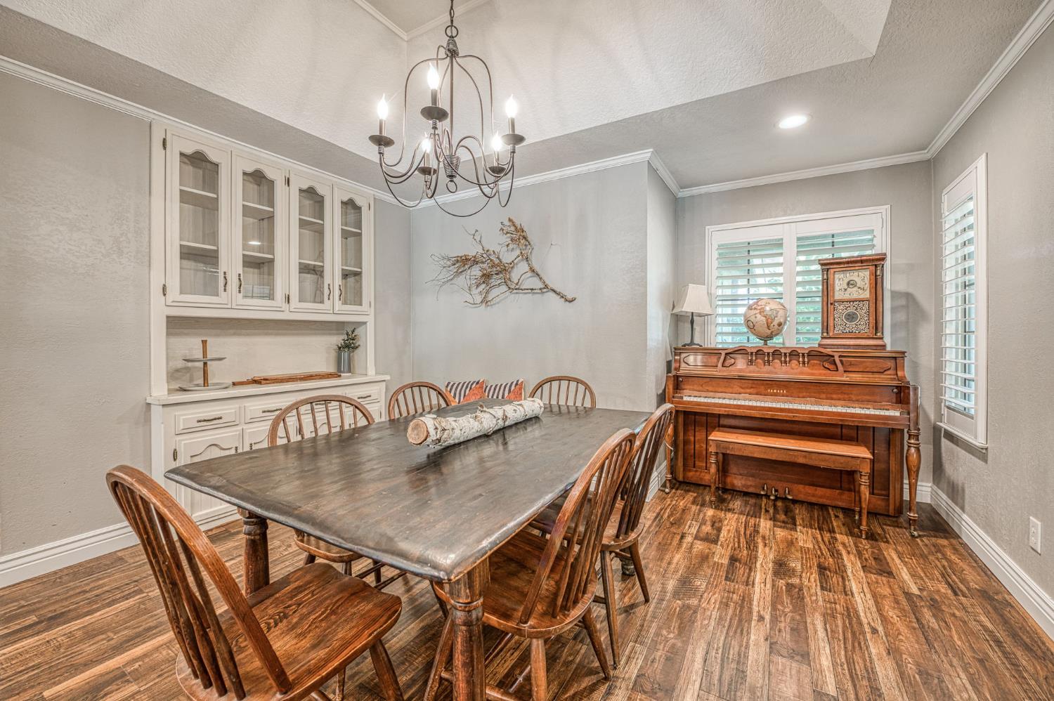 8740 N Fuller Ave, Fresno, CA 93720