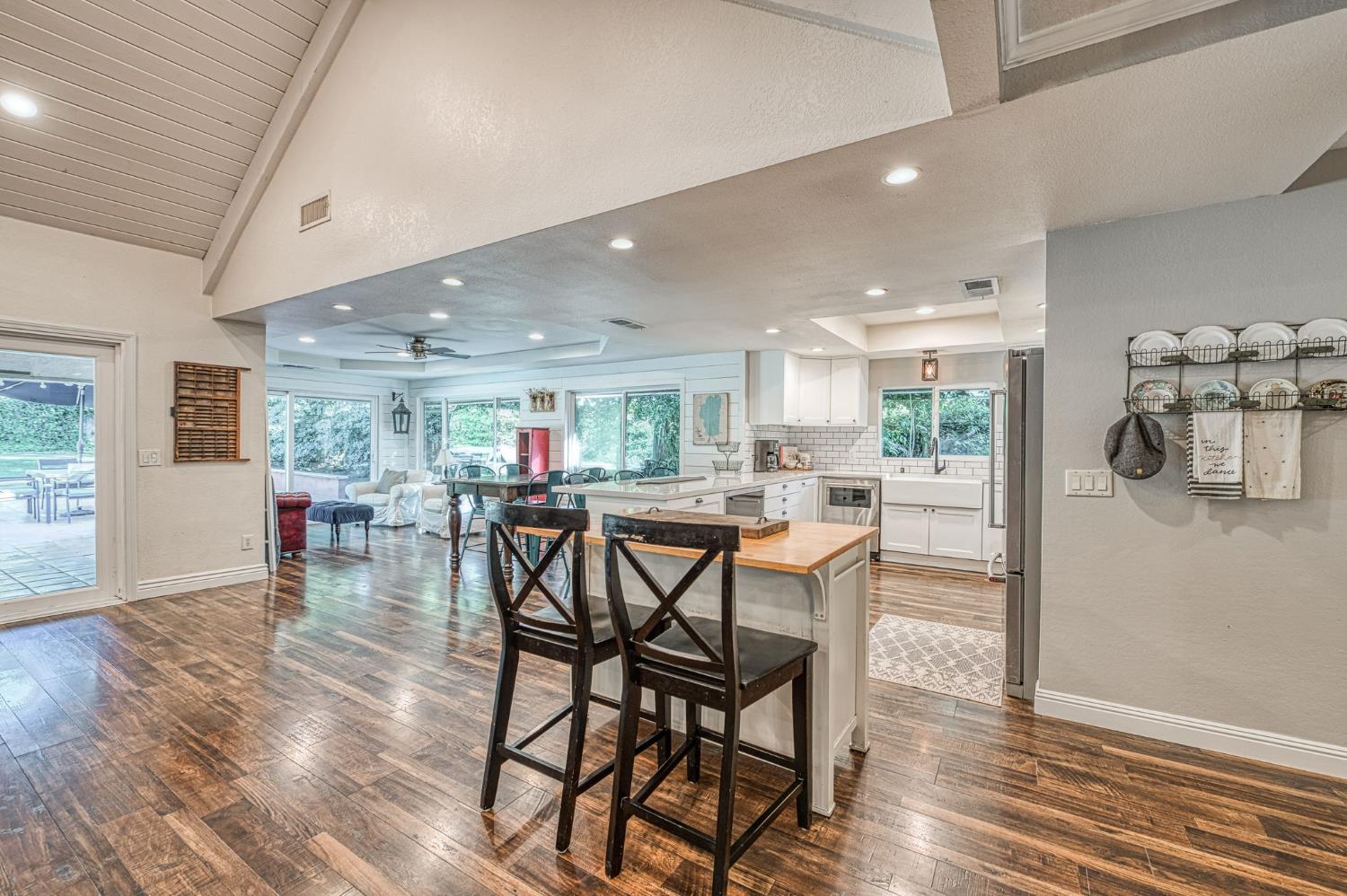 8740 N Fuller Ave, Fresno, CA 93720