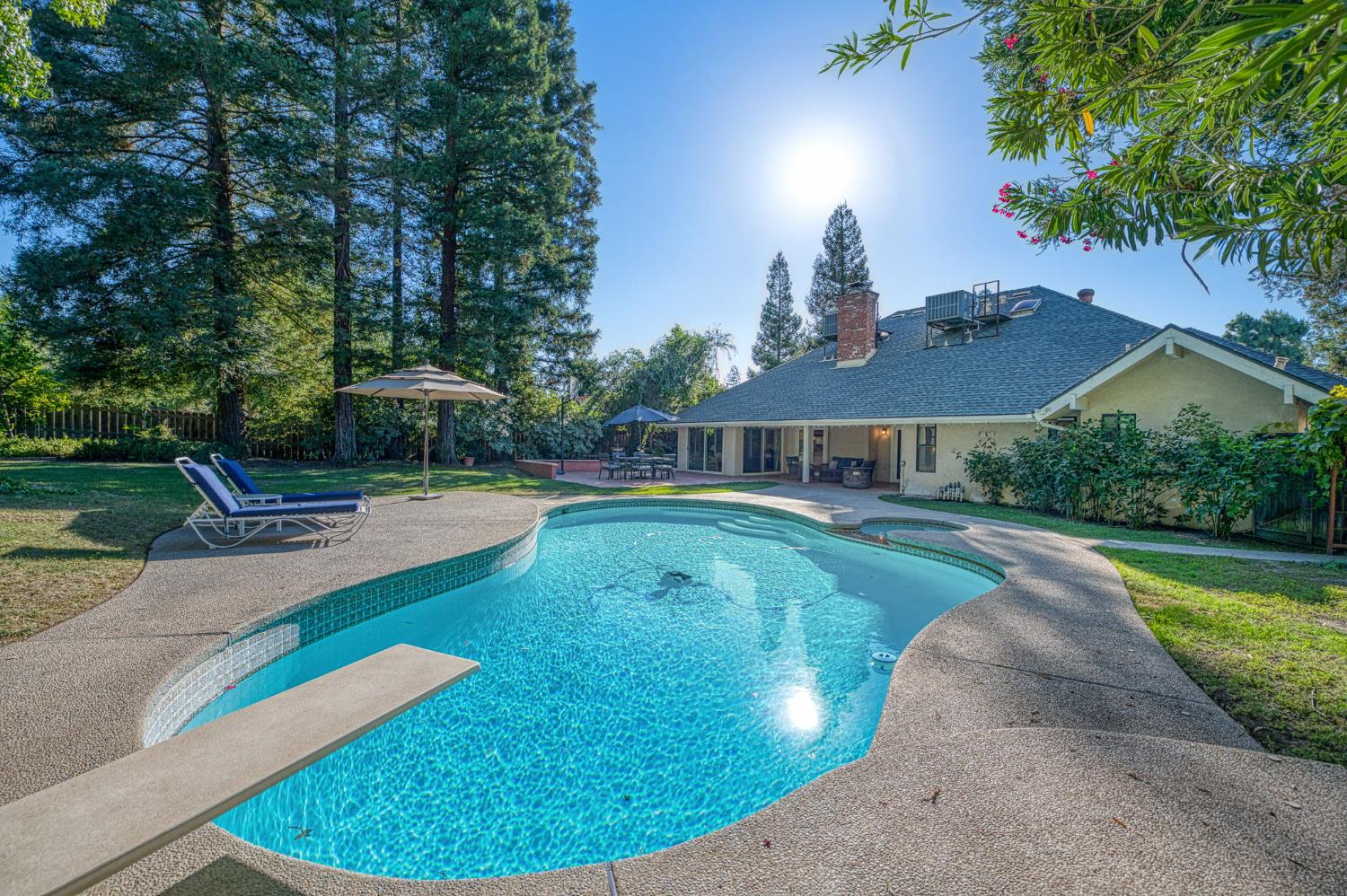 8740 N Fuller Ave, Fresno, CA 93720