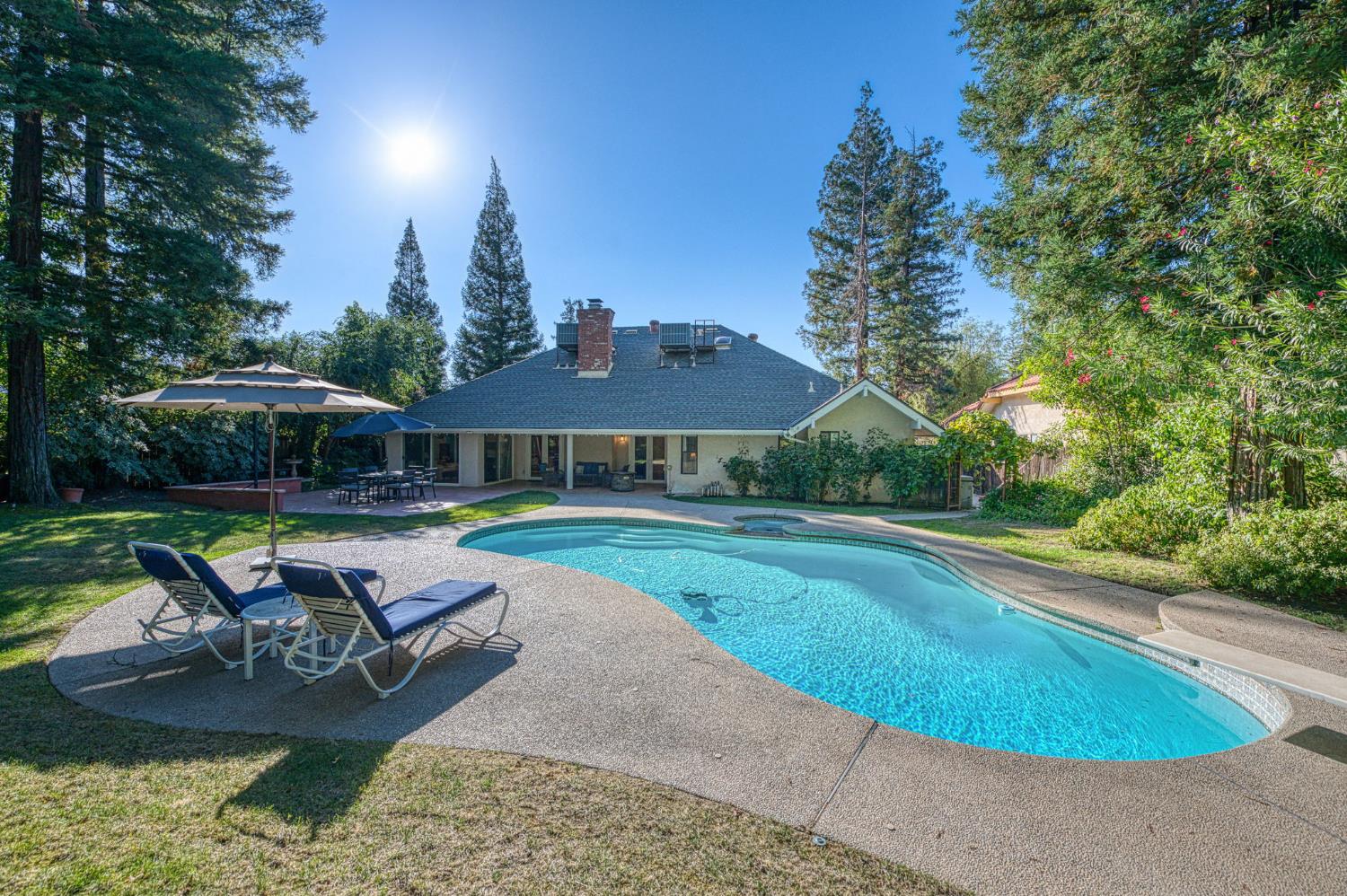 8740 N Fuller Ave, Fresno, CA 93720