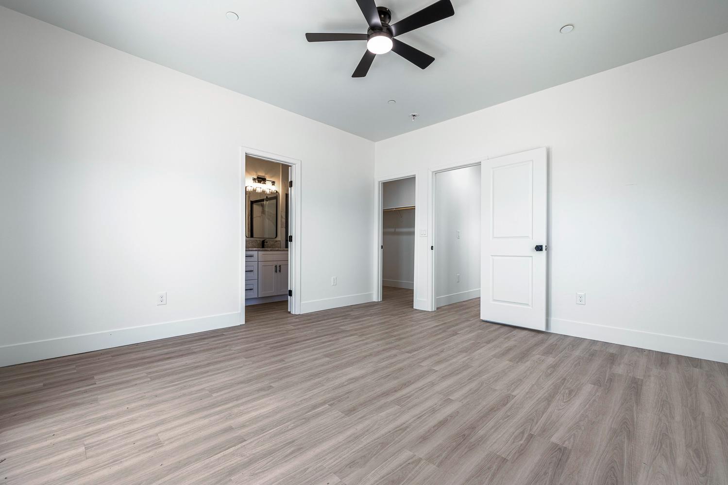 502 9Th St, Orange Cove, CA 93646