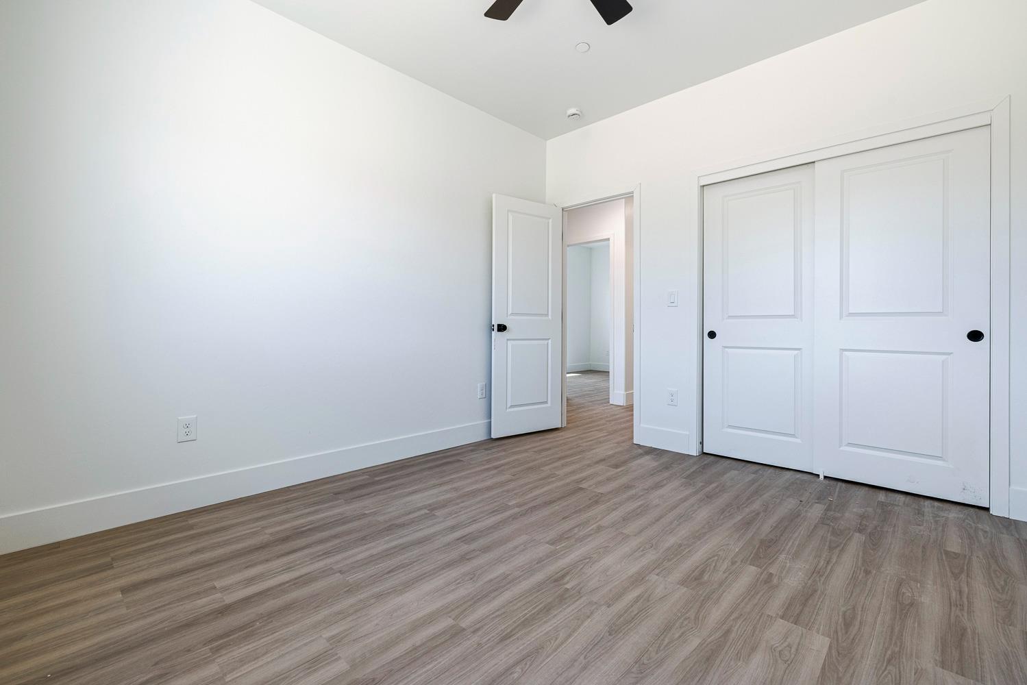 502 9Th St, Orange Cove, CA 93646
