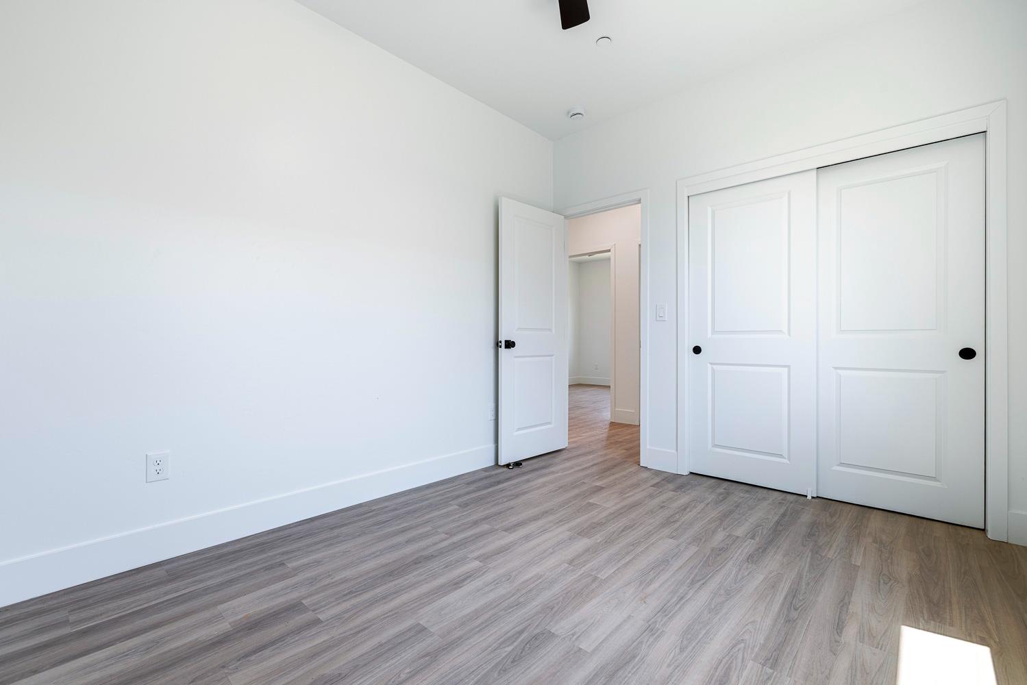 502 9Th St, Orange Cove, CA 93646