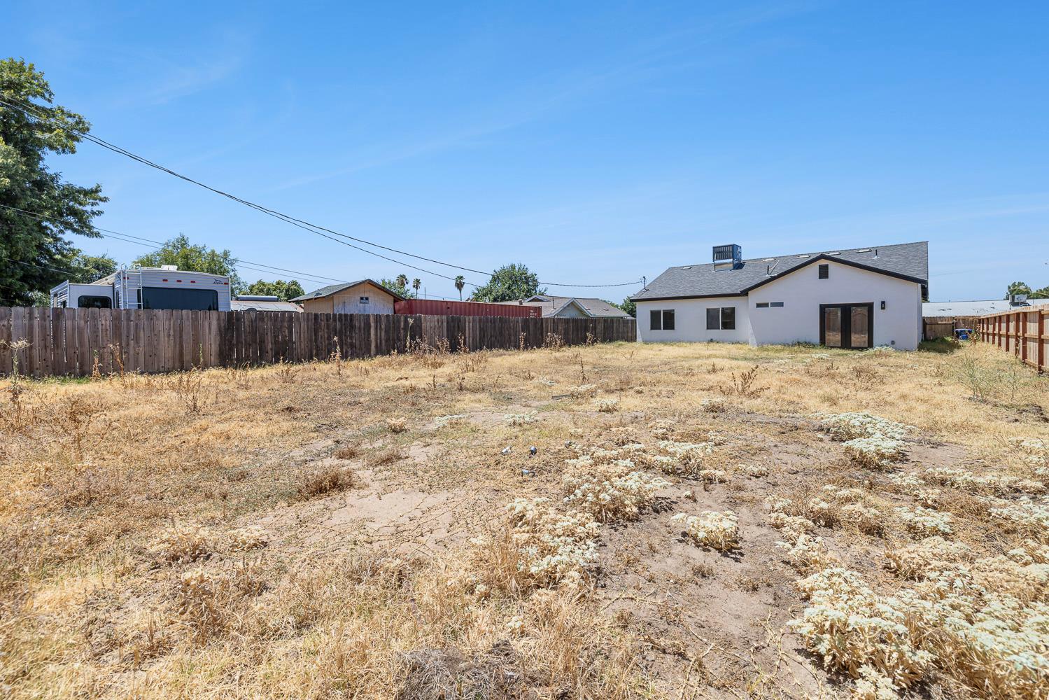 502 9Th St, Orange Cove, CA 93646