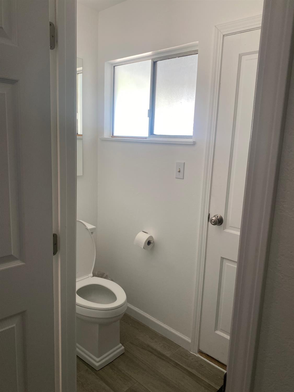 1294 E Portals, Fresno, CA 93710