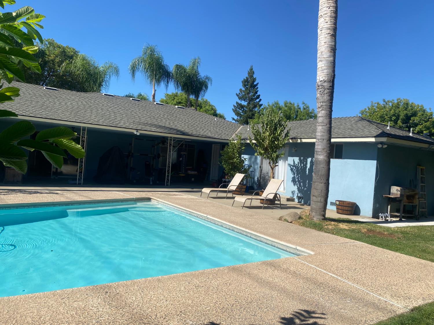 1294 E Portals, Fresno, CA 93710