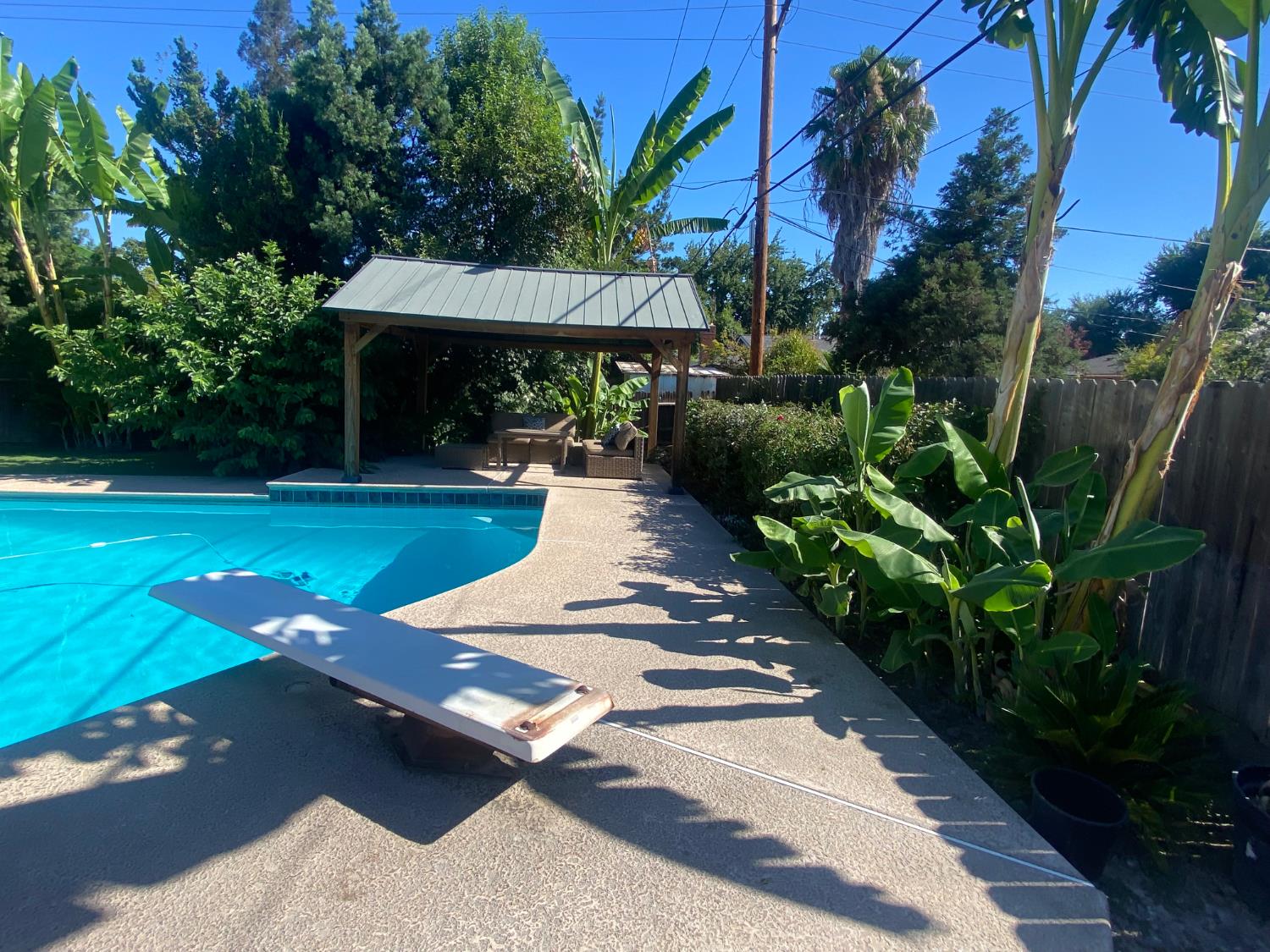 1294 E Portals, Fresno, CA 93710