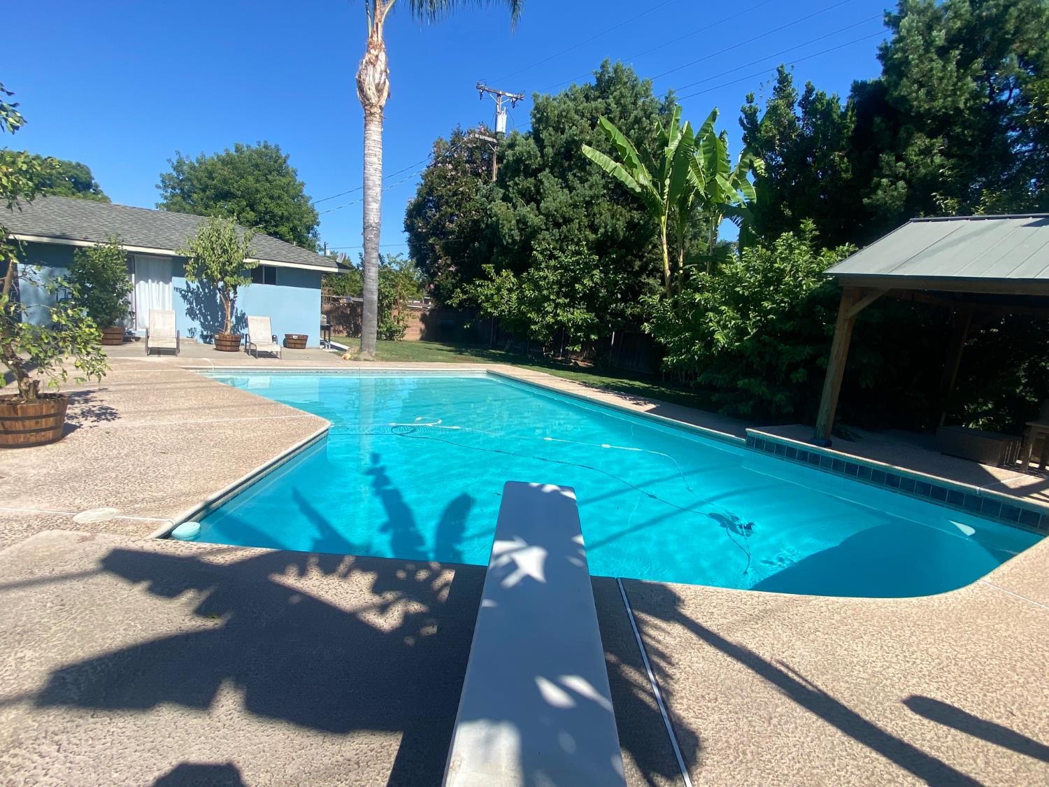 1294 E Portals, Fresno, CA 93710