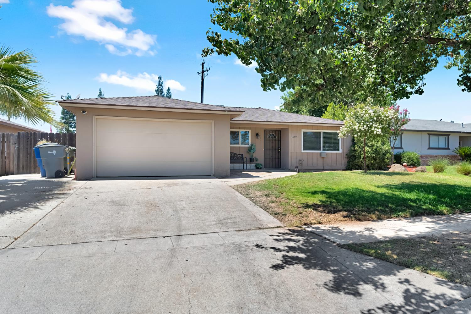 4259 N Charles Ave, Fresno, CA 93722