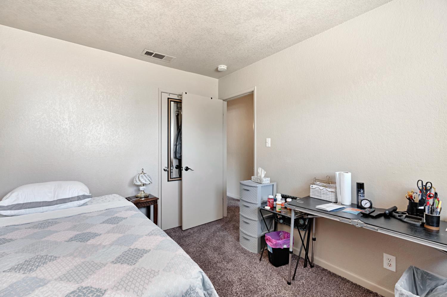 4259 N Charles Ave, Fresno, CA 93722
