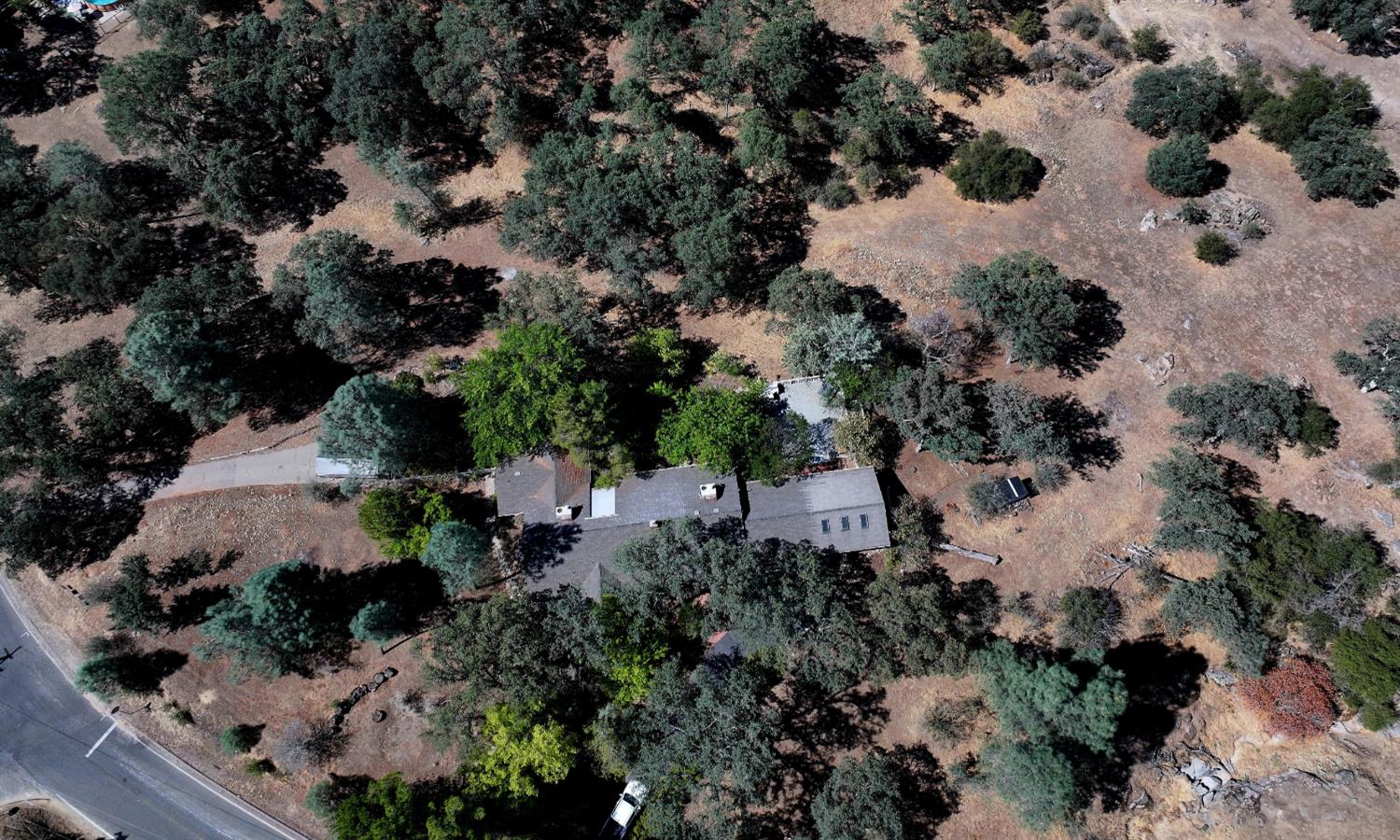 30770 Revis Rd, Coarsegold, CA 93614
