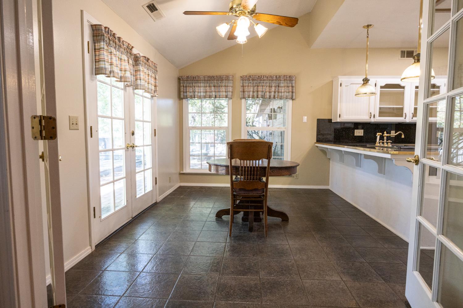 30770 Revis Rd, Coarsegold, CA 93614
