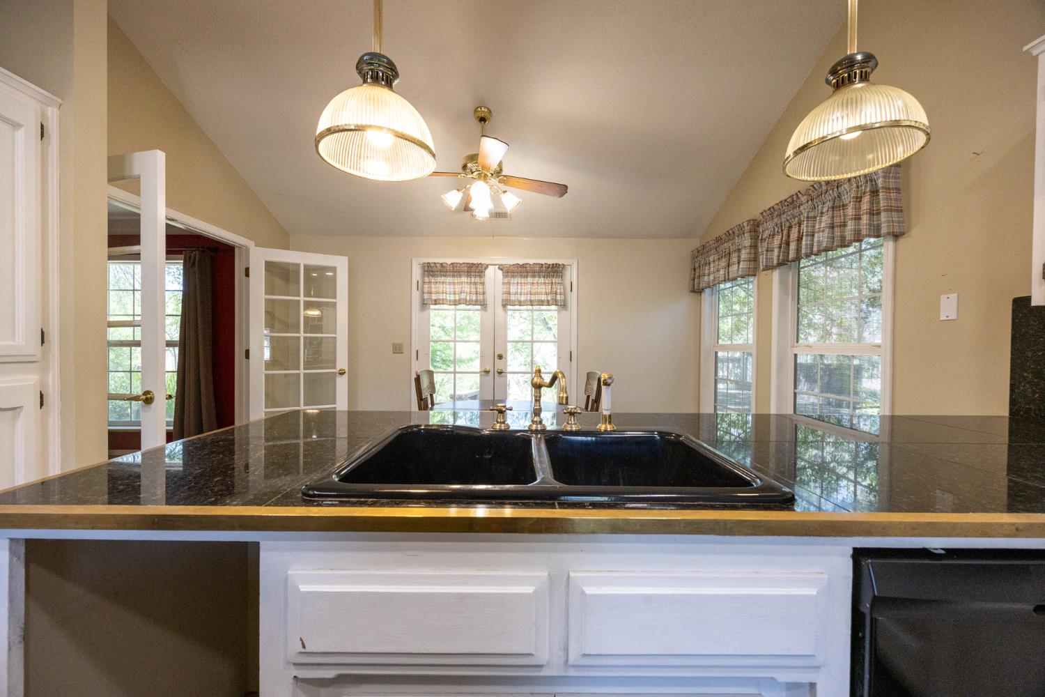 30770 Revis Rd, Coarsegold, CA 93614