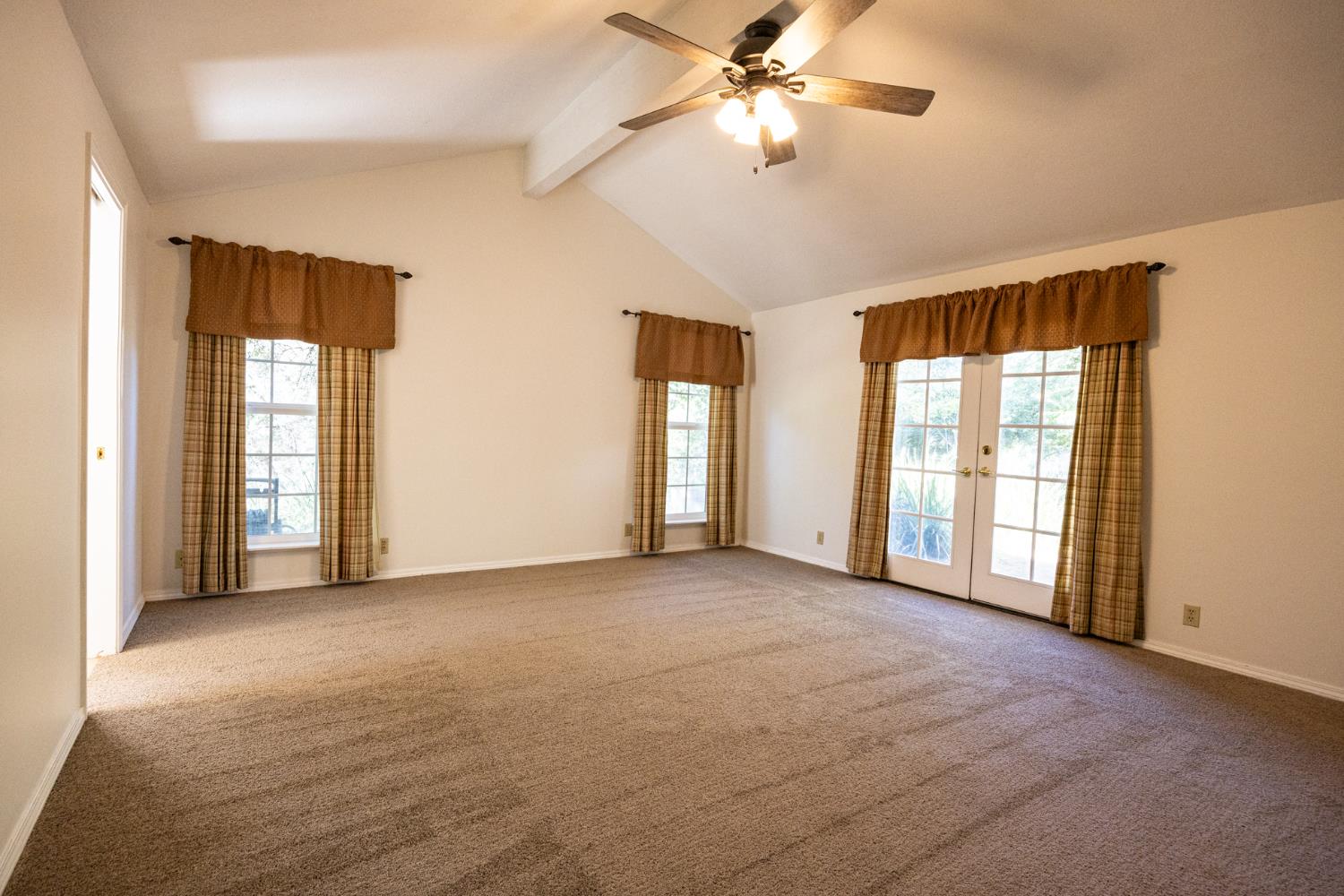 30770 Revis Rd, Coarsegold, CA 93614