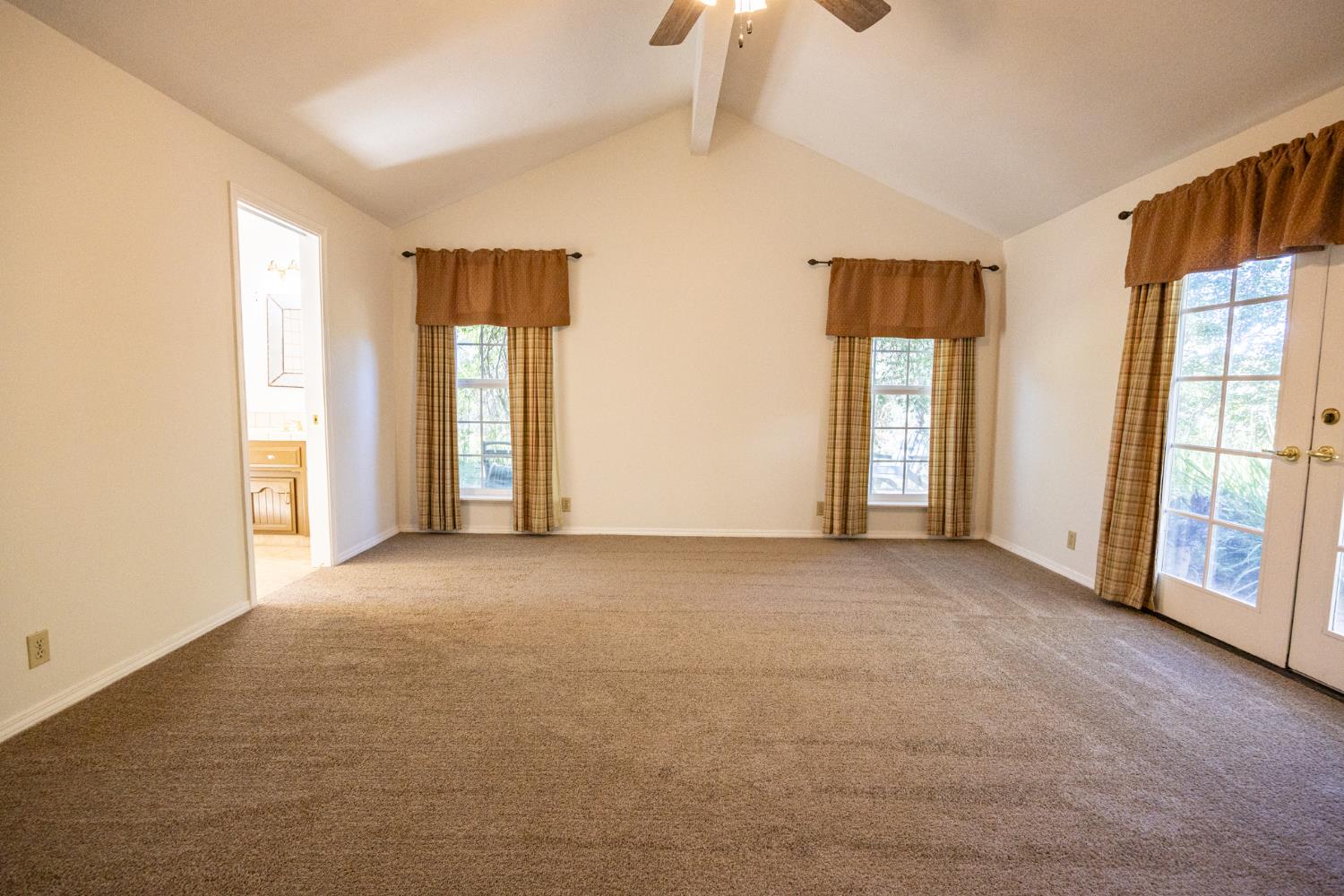 30770 Revis Rd, Coarsegold, CA 93614