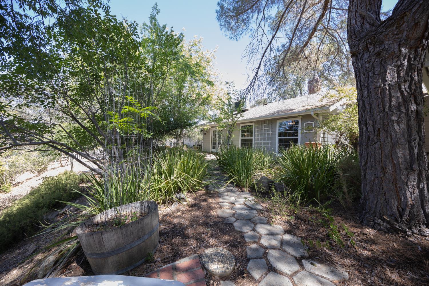 30770 Revis Rd, Coarsegold, CA 93614