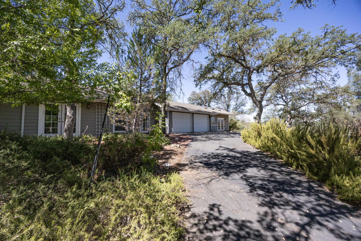 30770 Revis Rd, Coarsegold, CA 93614