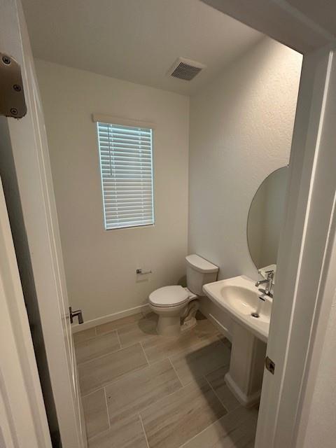 2914 E Veleta Dr, Fresno, CA 93730