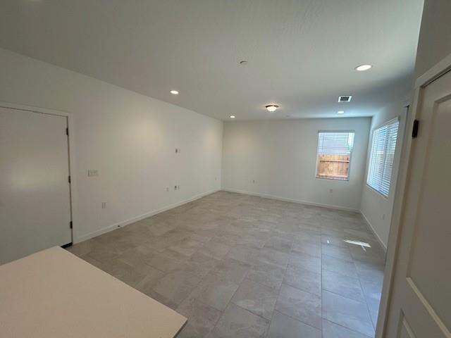 2890 E Veleta Dr, Fresno, CA 93730