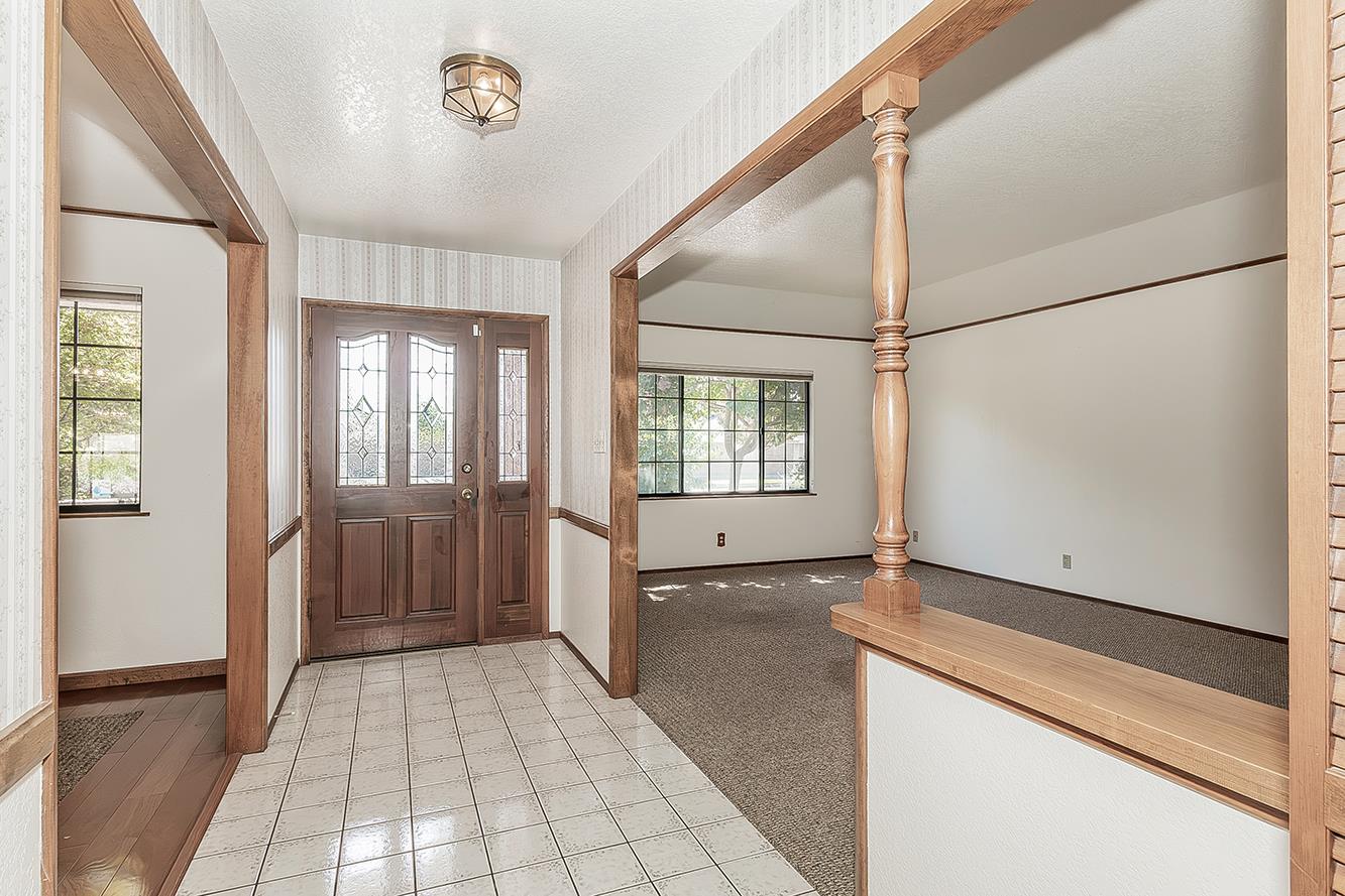 7909 N Archie Ave, Fresno, CA 93720