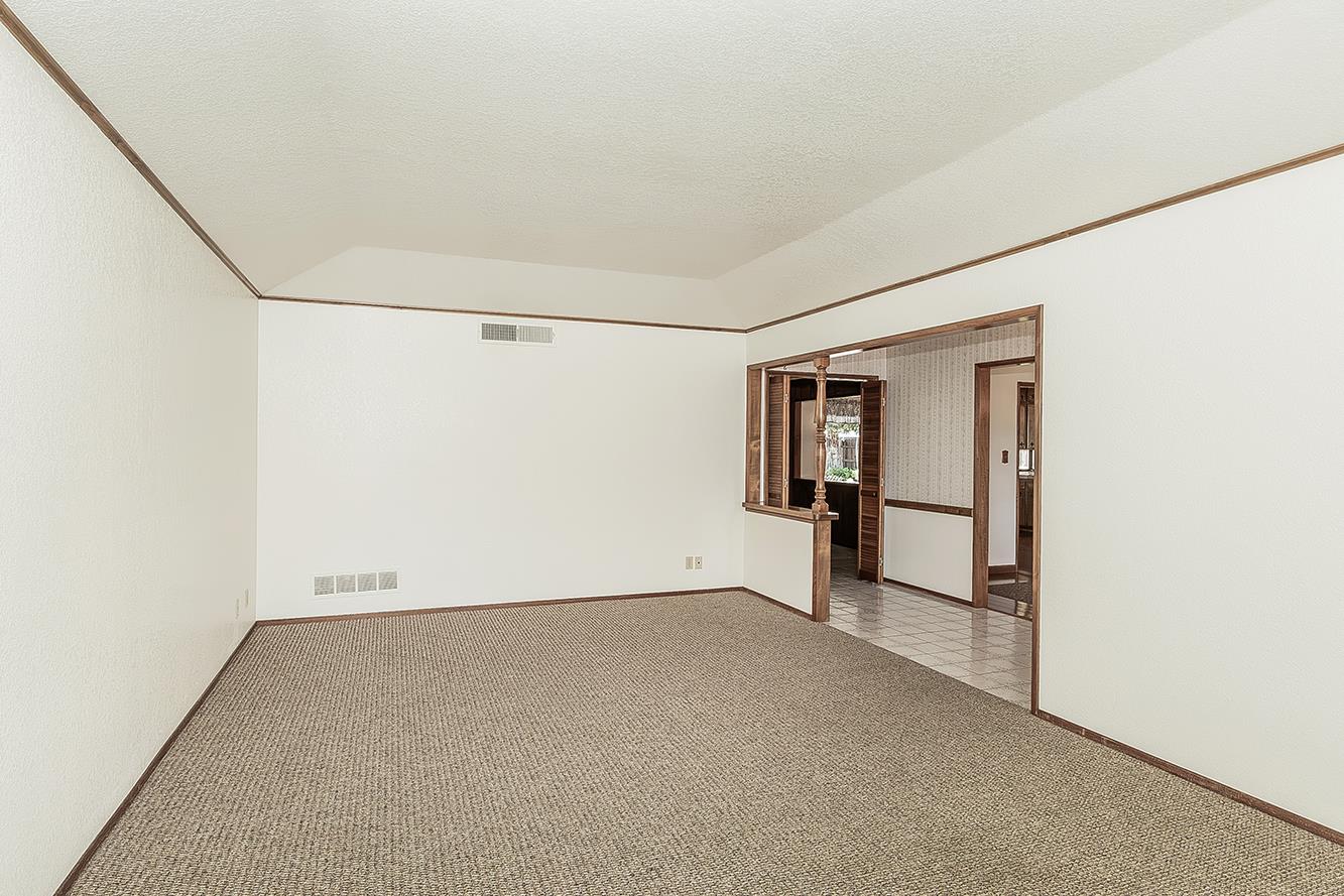 7909 N Archie Ave, Fresno, CA 93720