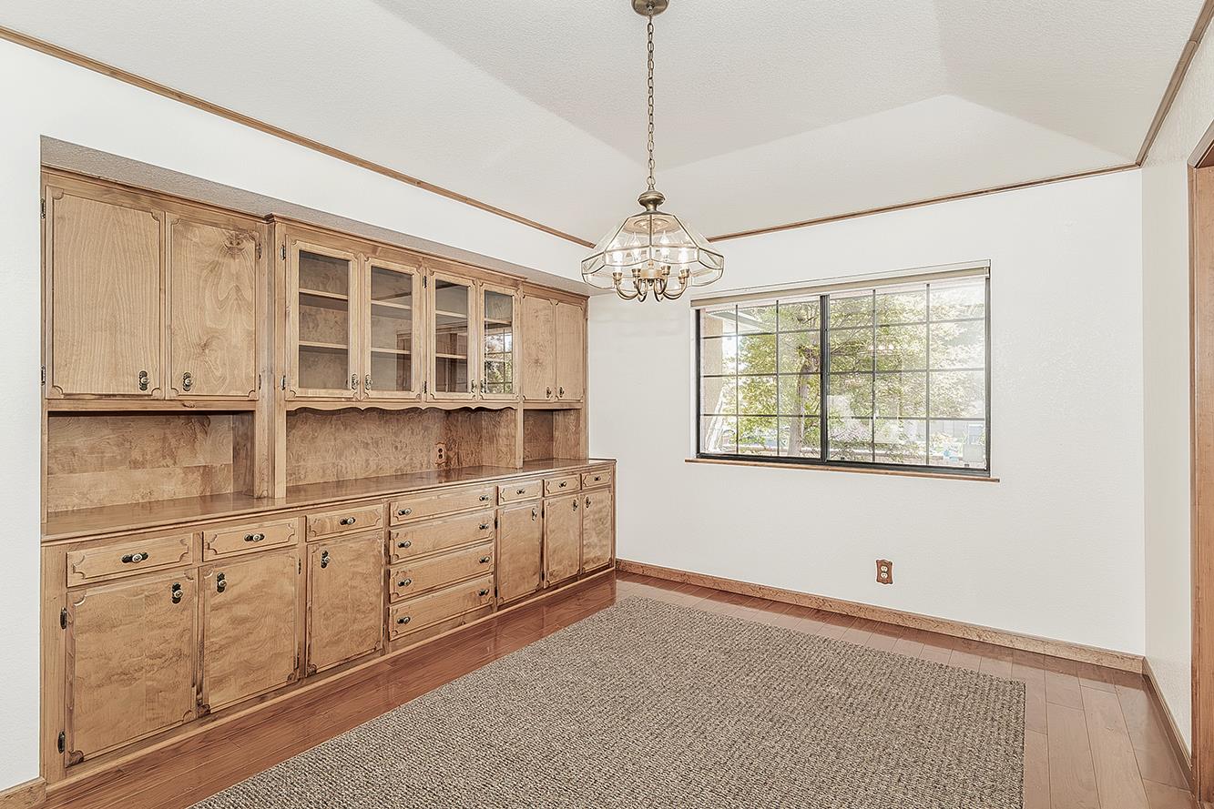 7909 N Archie Ave, Fresno, CA 93720
