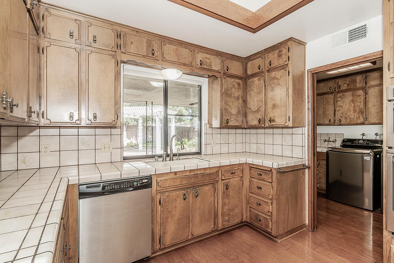 7909 N Archie Ave, Fresno, CA 93720