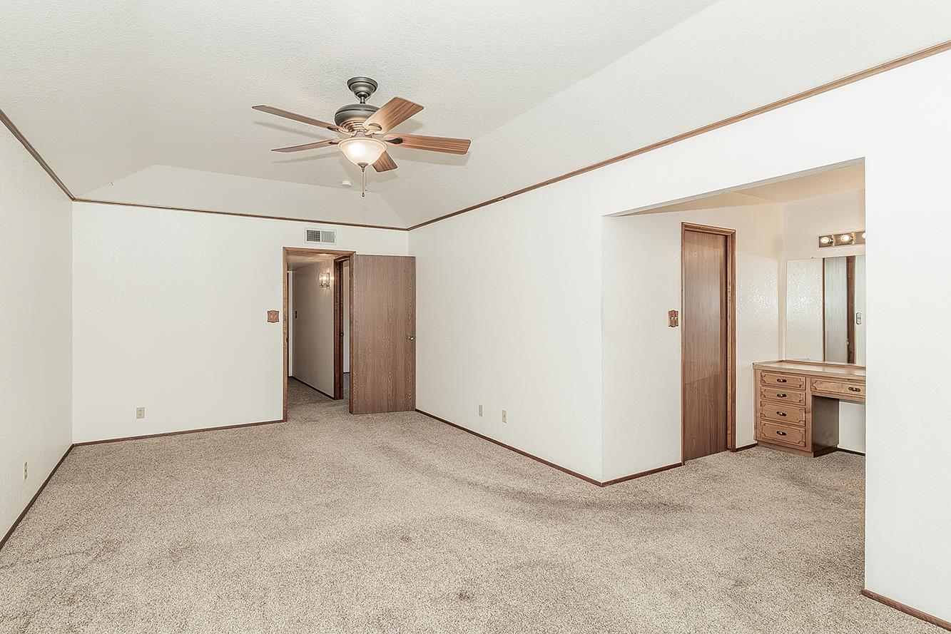 7909 N Archie Ave, Fresno, CA 93720