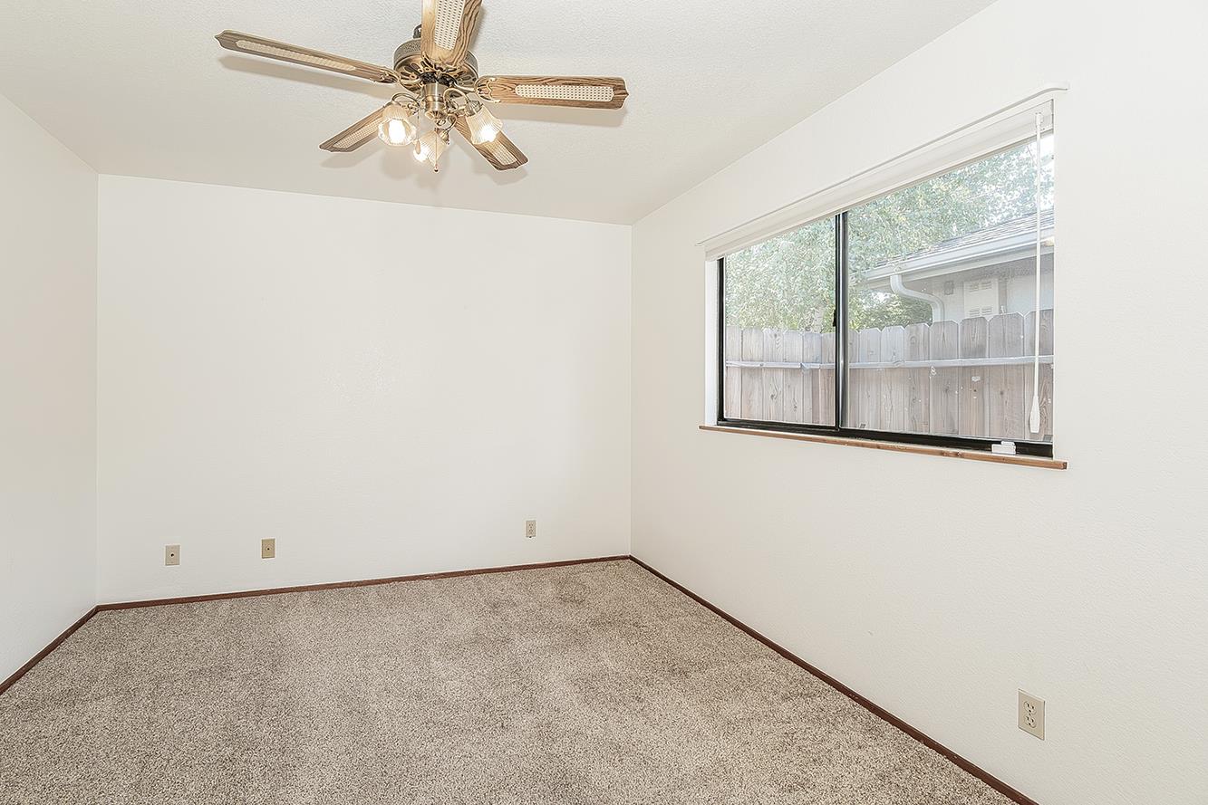 7909 N Archie Ave, Fresno, CA 93720