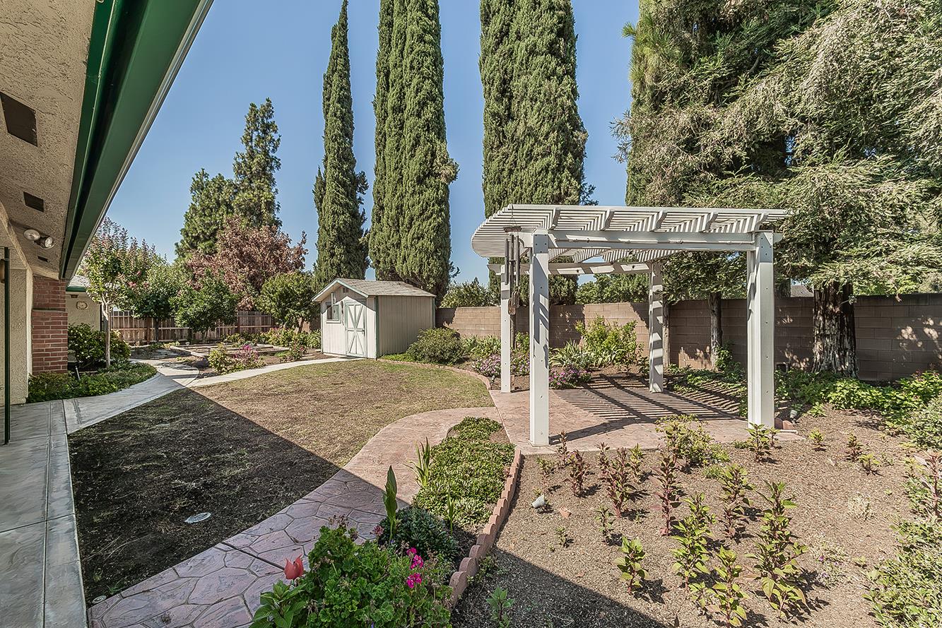 7909 N Archie Ave, Fresno, CA 93720