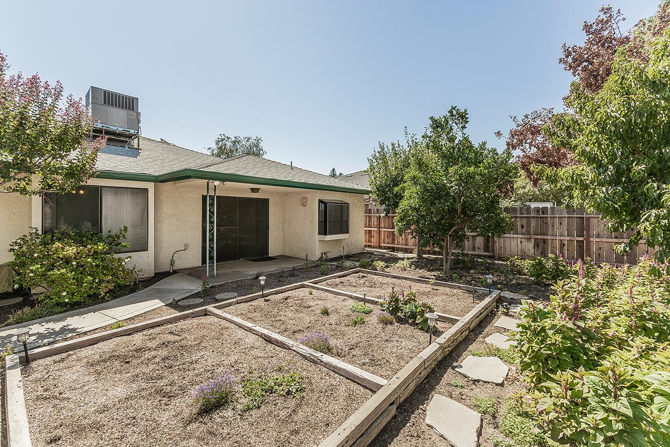 7909 N Archie Ave, Fresno, CA 93720