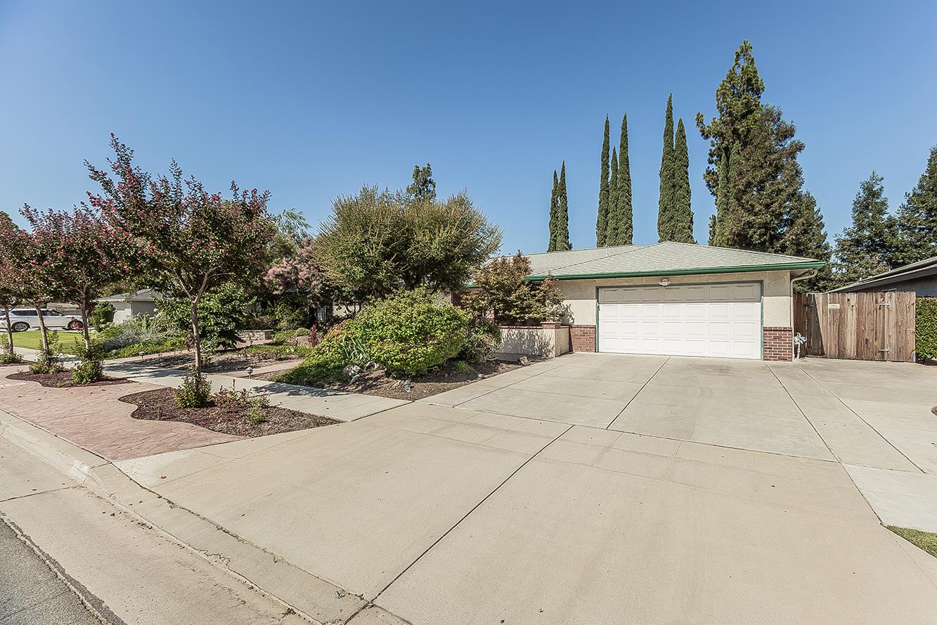 7909 N Archie Ave, Fresno, CA 93720