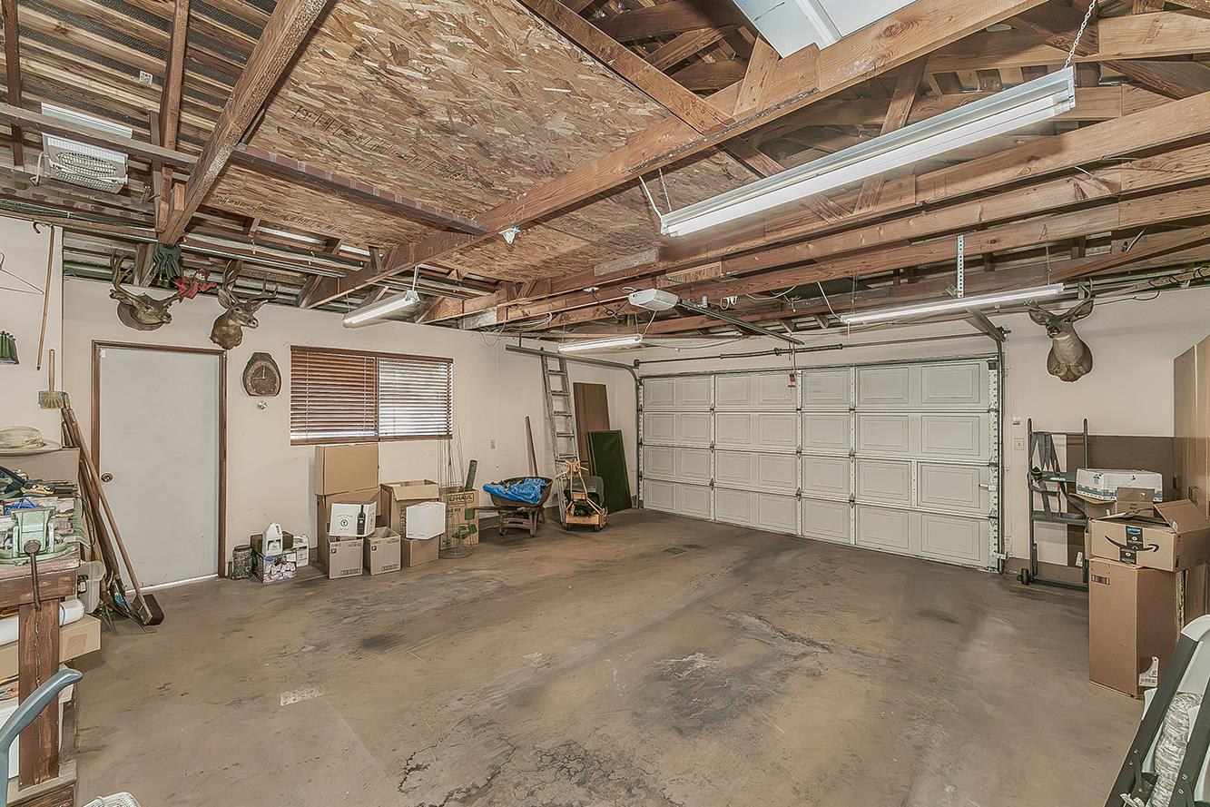 7909 N Archie Ave, Fresno, CA 93720