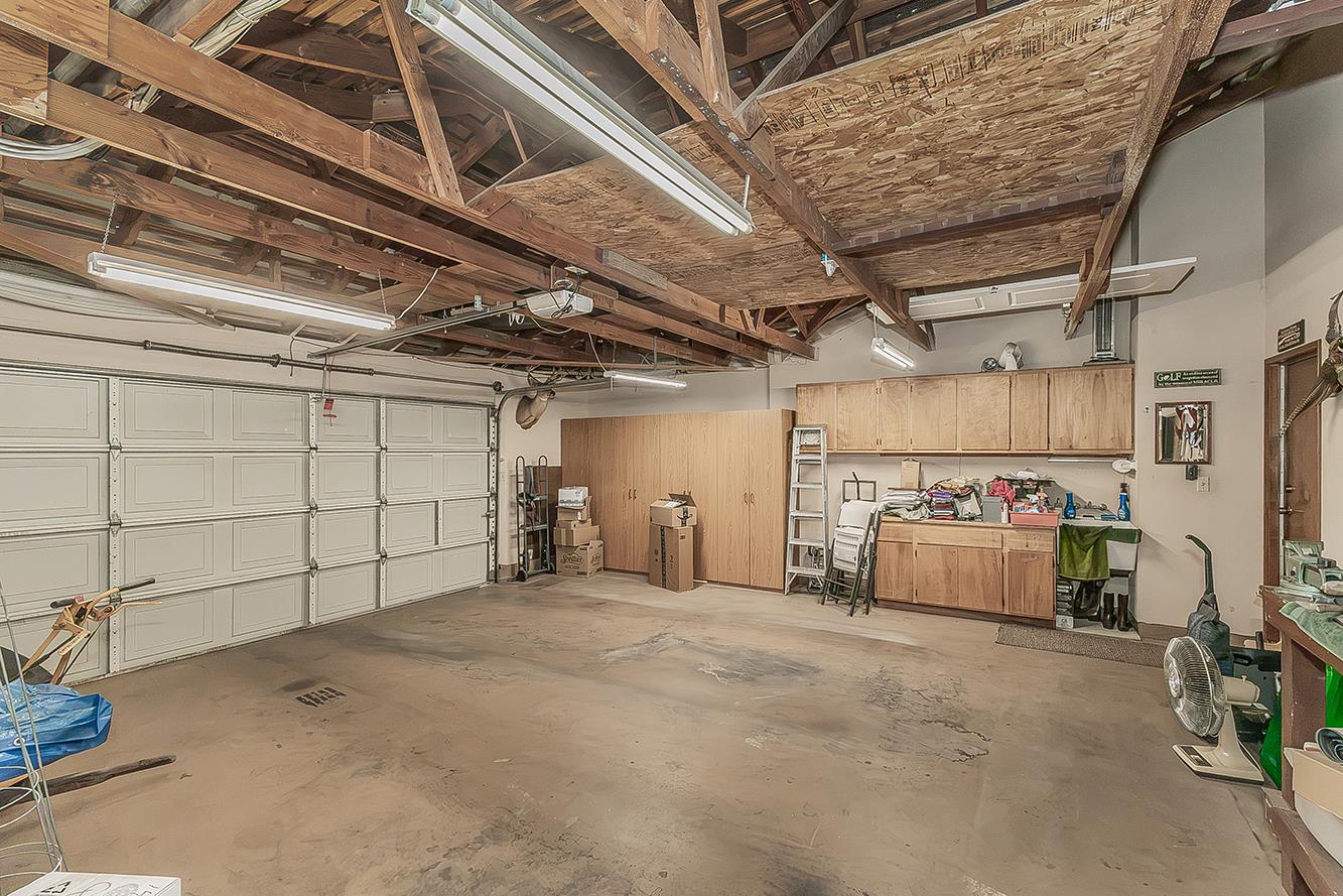 7909 N Archie Ave, Fresno, CA 93720