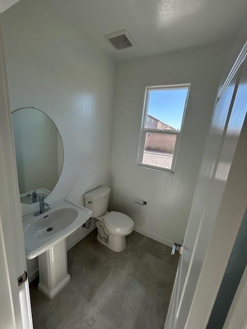 11208 N La Brisa Dr, Fresno, CA 93730