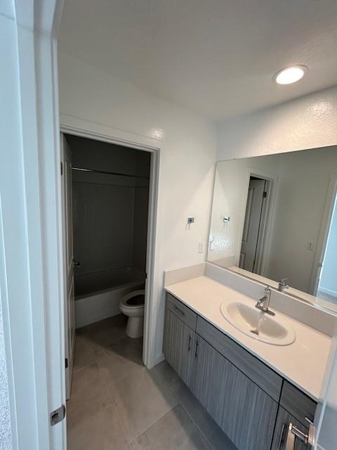 11208 N La Brisa Dr, Fresno, CA 93730