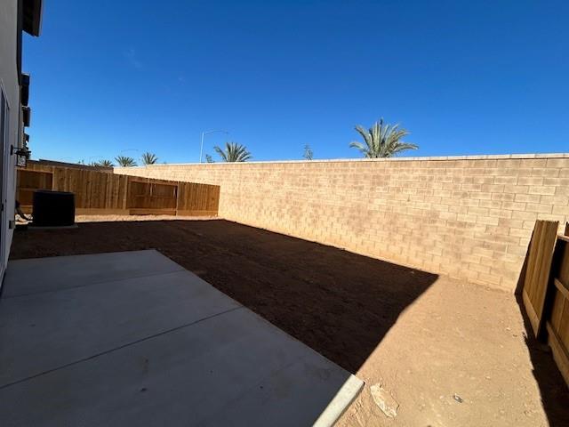 11208 N La Brisa Dr, Fresno, CA 93730