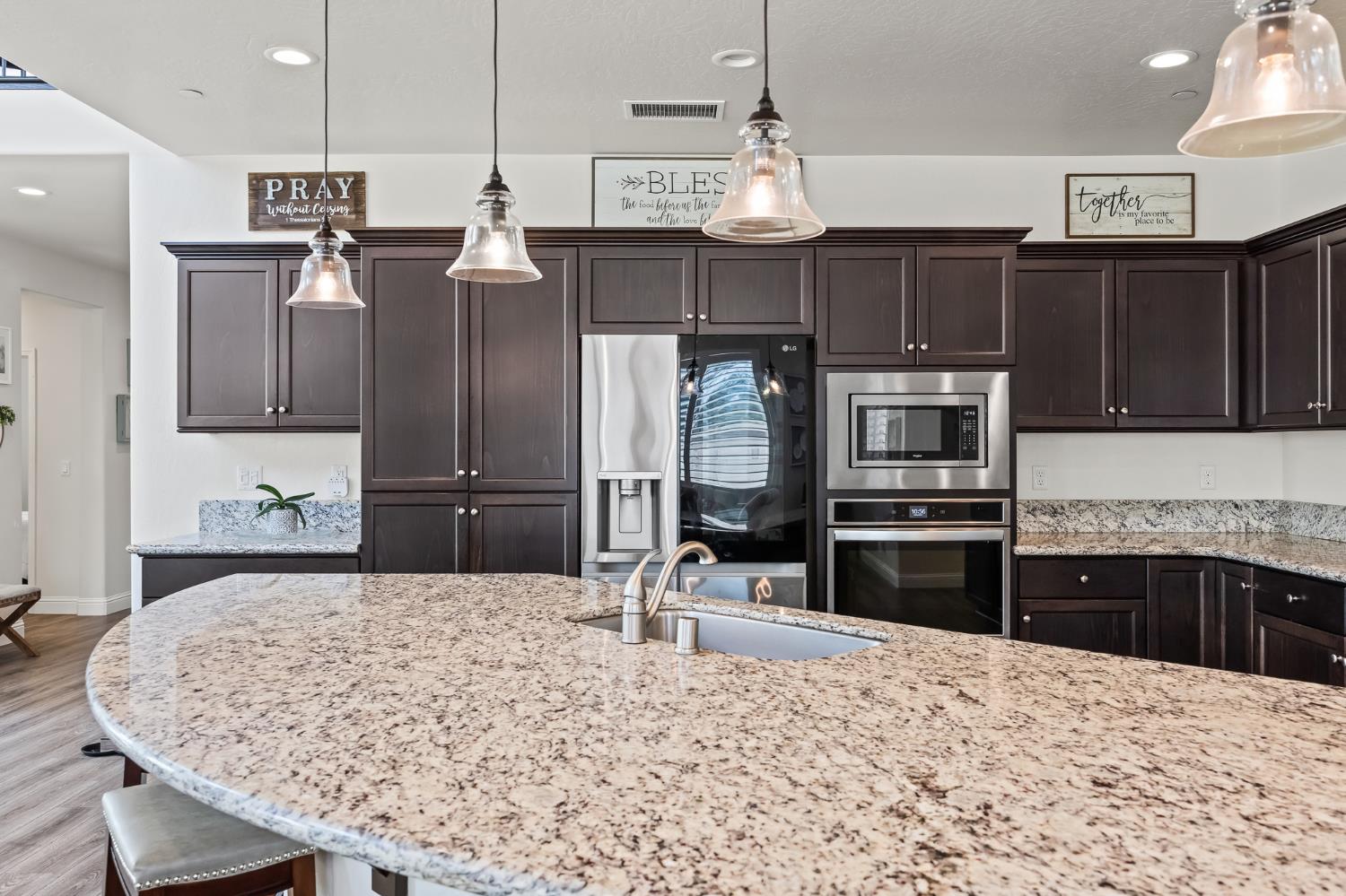 4183 Finchwood Ave, Clovis, CA 93619