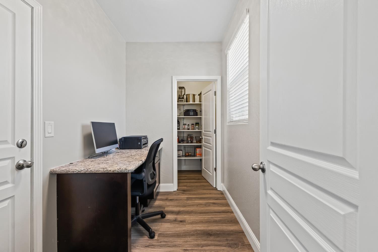 4183 Finchwood Ave, Clovis, CA 93619
