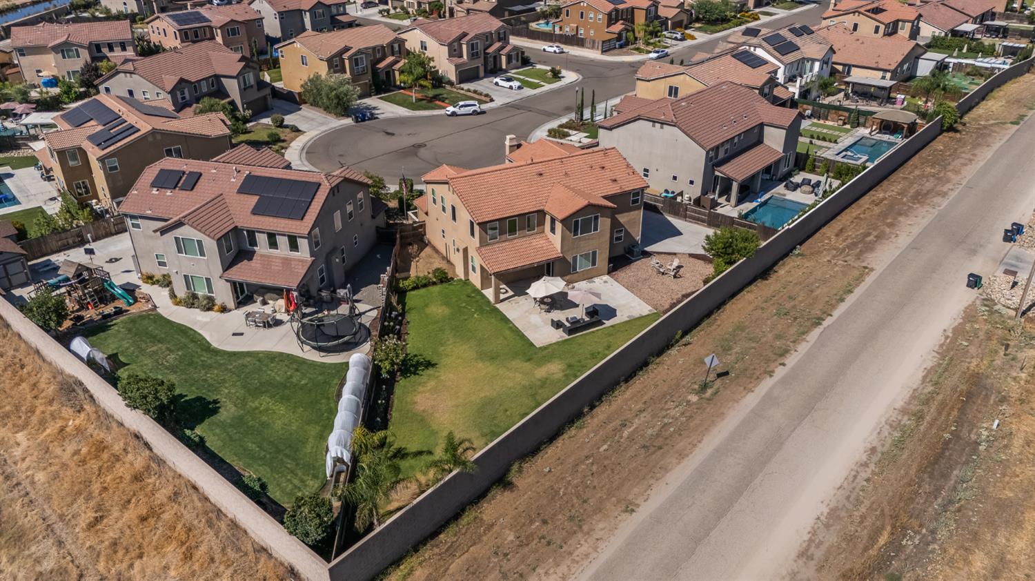 4183 Finchwood Ave, Clovis, CA 93619