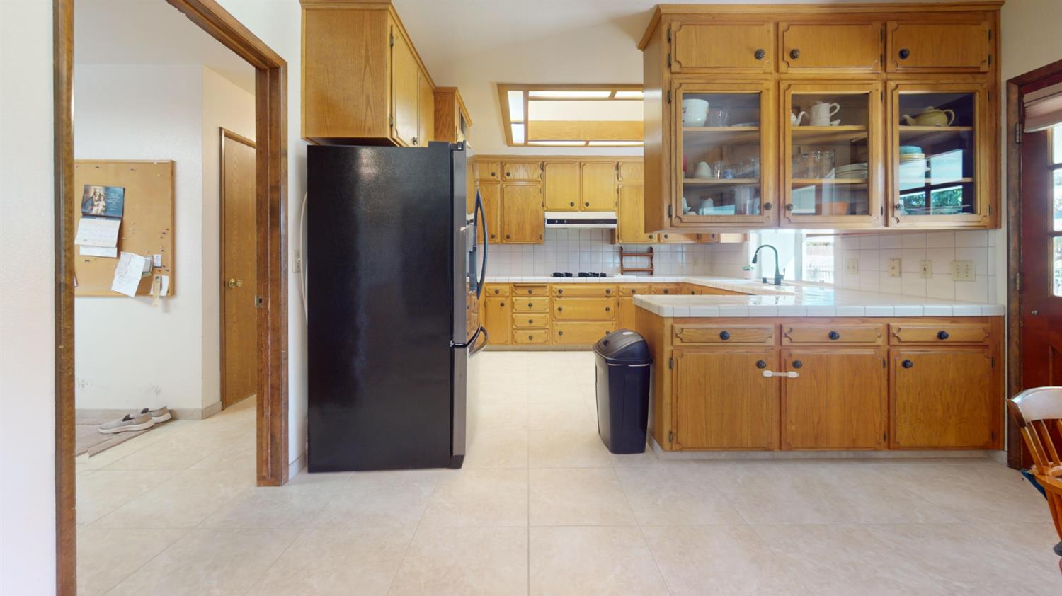 6539 N Knoll, Fresno, CA 93711