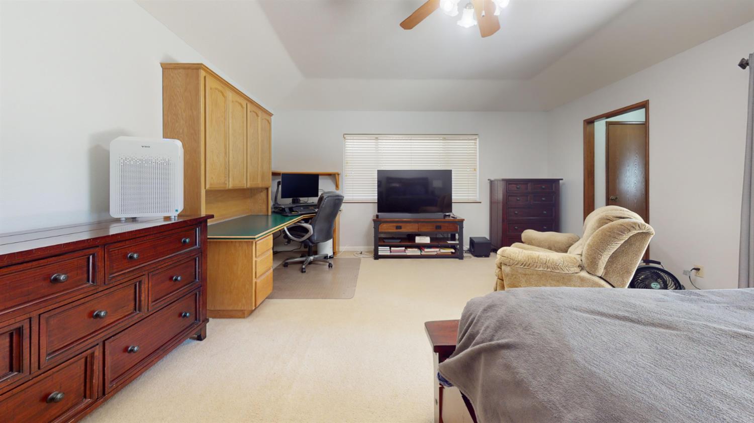 6539 N Knoll, Fresno, CA 93711