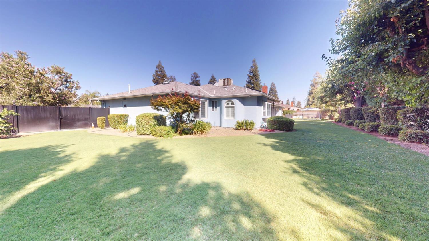 6539 N Knoll, Fresno, CA 93711