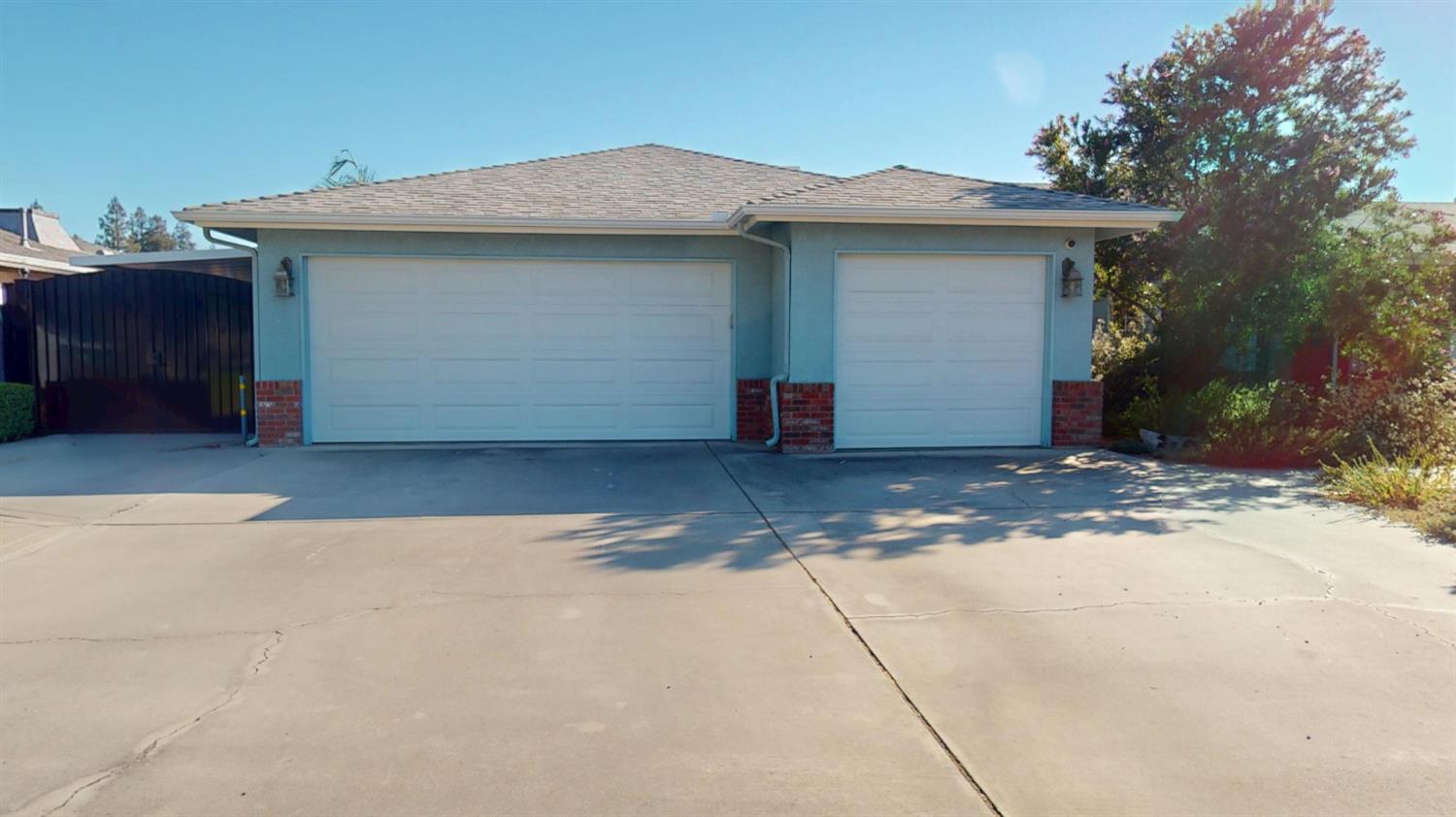 6539 N Knoll, Fresno, CA 93711