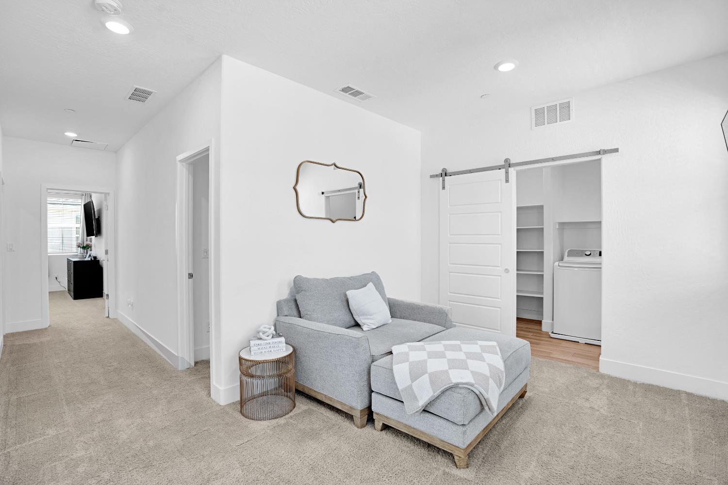 2702 E Teaberry Dr, Fresno, CA 93730