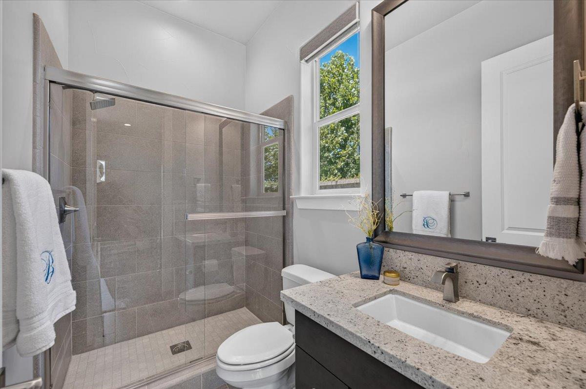 3396 TRENTON Ave, Clovis, CA 93619