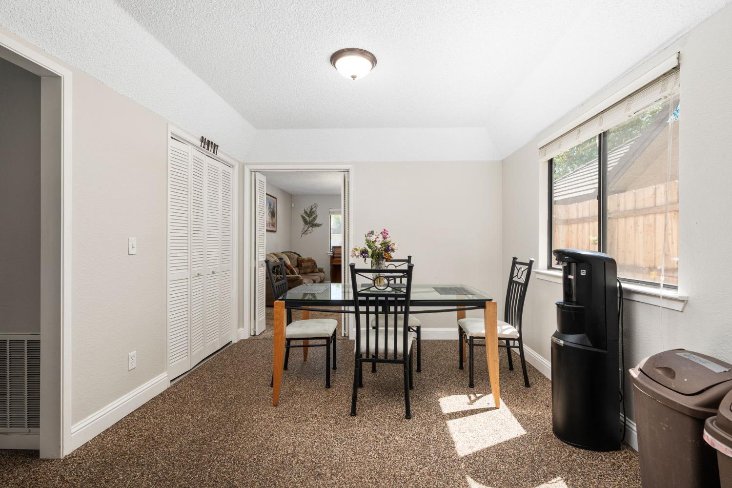 2210 E Jon Dr, Fresno, CA 93720
