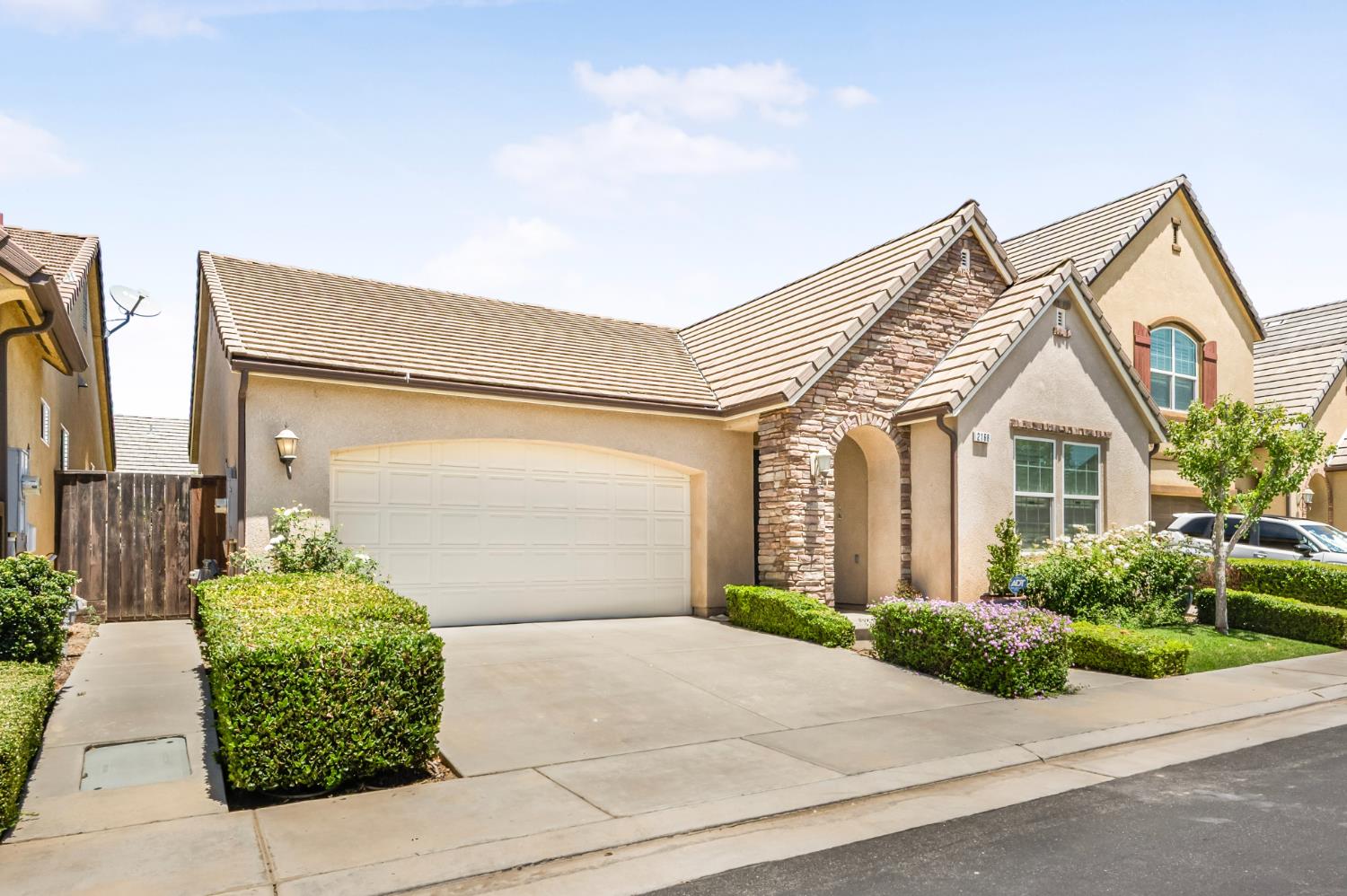 2168 W Juliet Way, Fresno, CA 93711