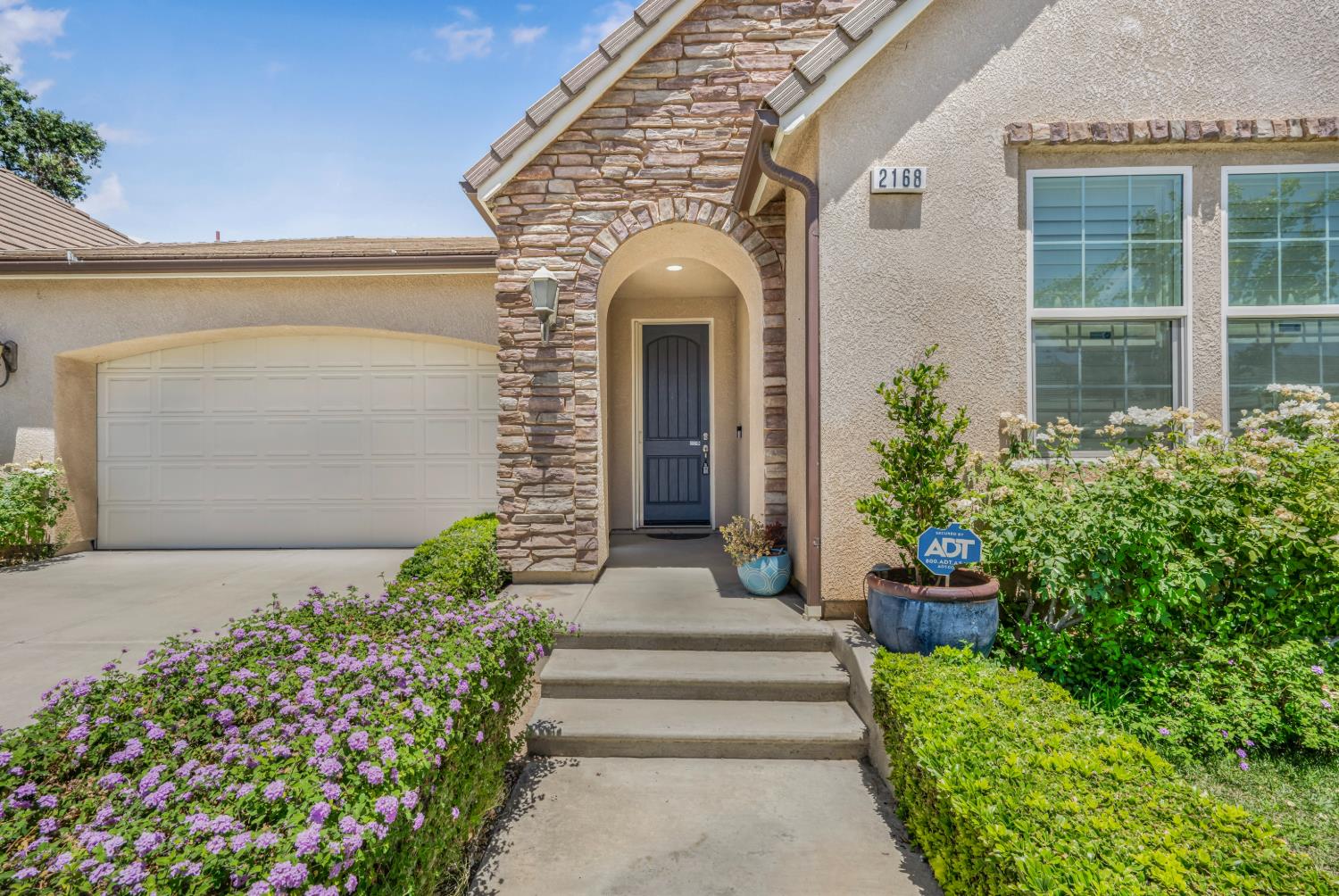 2168 W Juliet Way, Fresno, CA 93711