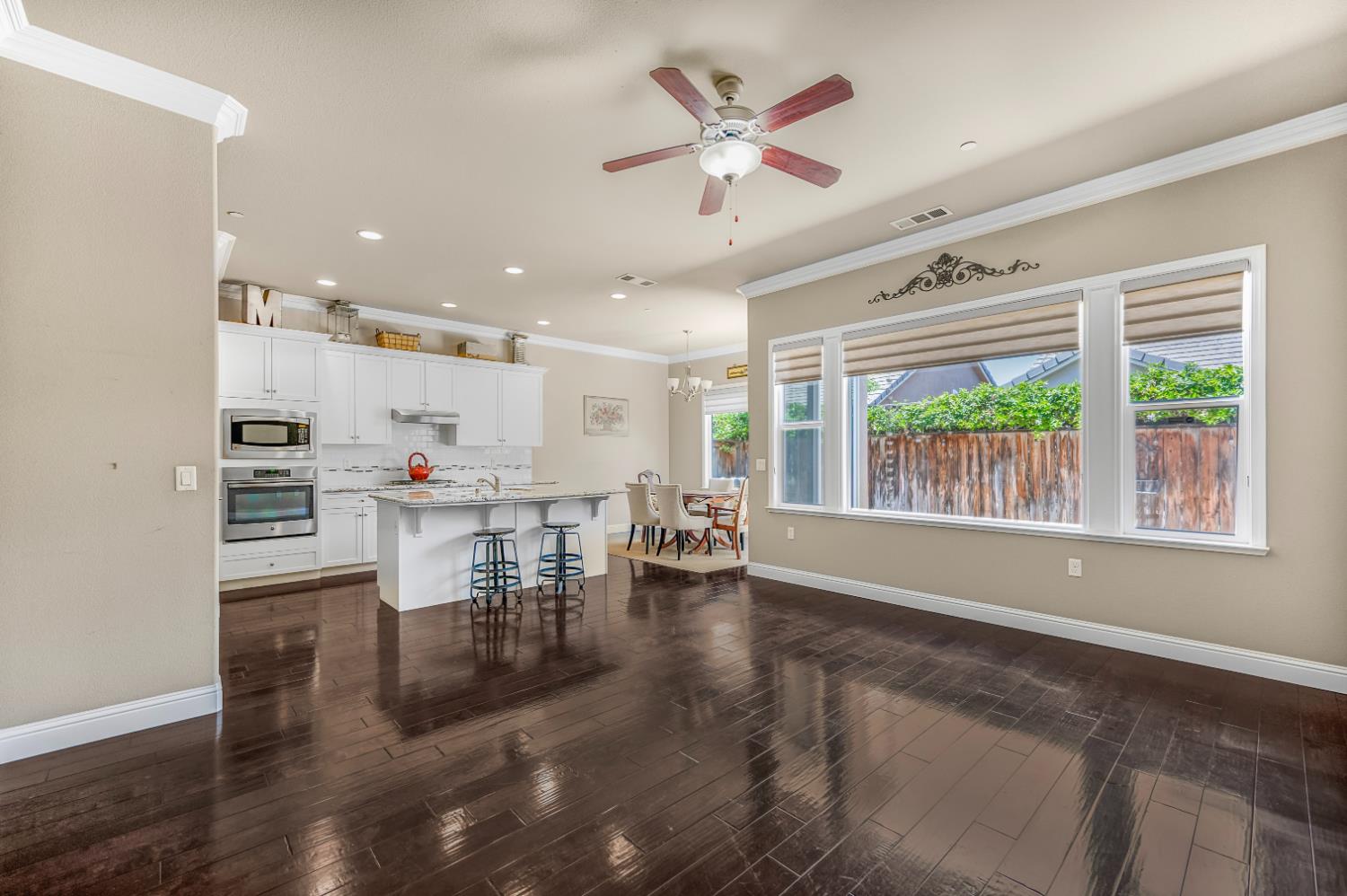 2168 W Juliet Way, Fresno, CA 93711
